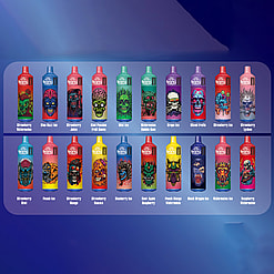 さまざまなフレーバーの vape 製品が展示されています。各製品は、ストロベリー ウォーターメロンやブルー ラズ アイスなどのグラフィック デザインとフレーバー名が特徴的なカラフルなパッケージで、グラデーション ブルーの背景に並べられています。