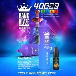 Promotionele afbeelding met Bang Blaze Shisha, een wegwerp vaagapparaat met gemengd fruitsmaak, naast een navulfles, met een ontwerp met een blauwthema met producthoogtepunten en specificaties, waaronder 40.000 trekjes en een 1000 mAh-batterij.
