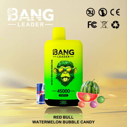 Immagine promozionale del dispositivo di svapo Bang Leader con gusto caramella Red Bull Watermelon Bubble, con grafica che mostra la sigaretta elettronica, una lattina di Red Bull, un'anguria e sfere di caramella colorate, con i loghi di certificazione in alto.