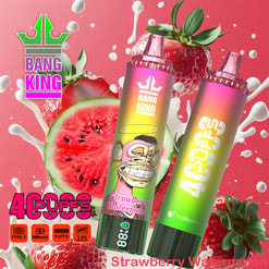 Une image promotionnelle pour la vape jetable «Bang King» avec des saveurs aux fraises et à la pastèque, mises en évidence avec des couleurs vibrantes, et présentant la conception du produit et des fonctionnalités comme 40 000 bouffées et la charge de type C.